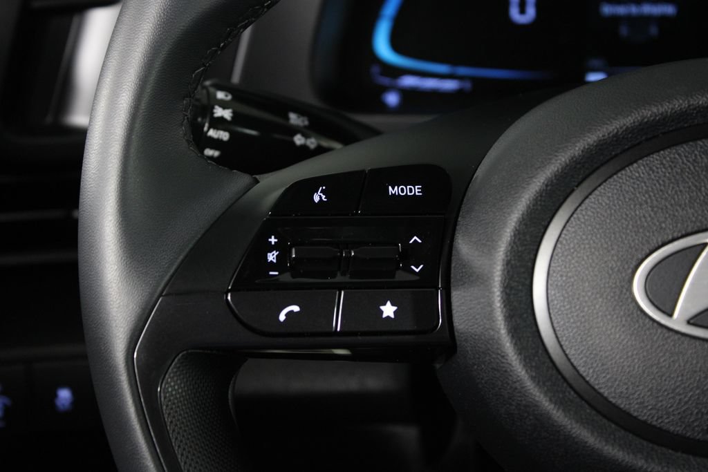 Certified 2026 Hyundai Elantra Sport FWD image 26