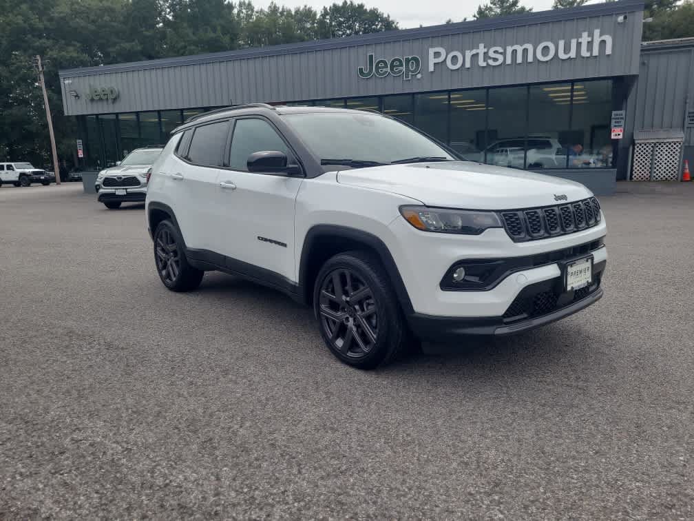 Used 2026 Jeep Compass Limited AWD/4WD image 2