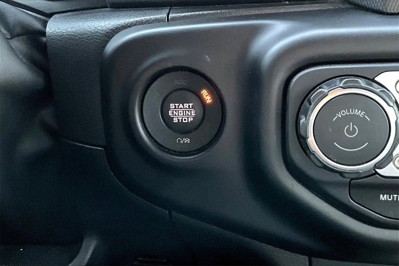 Certified 2023 Jeep Gladiator Overland image 26