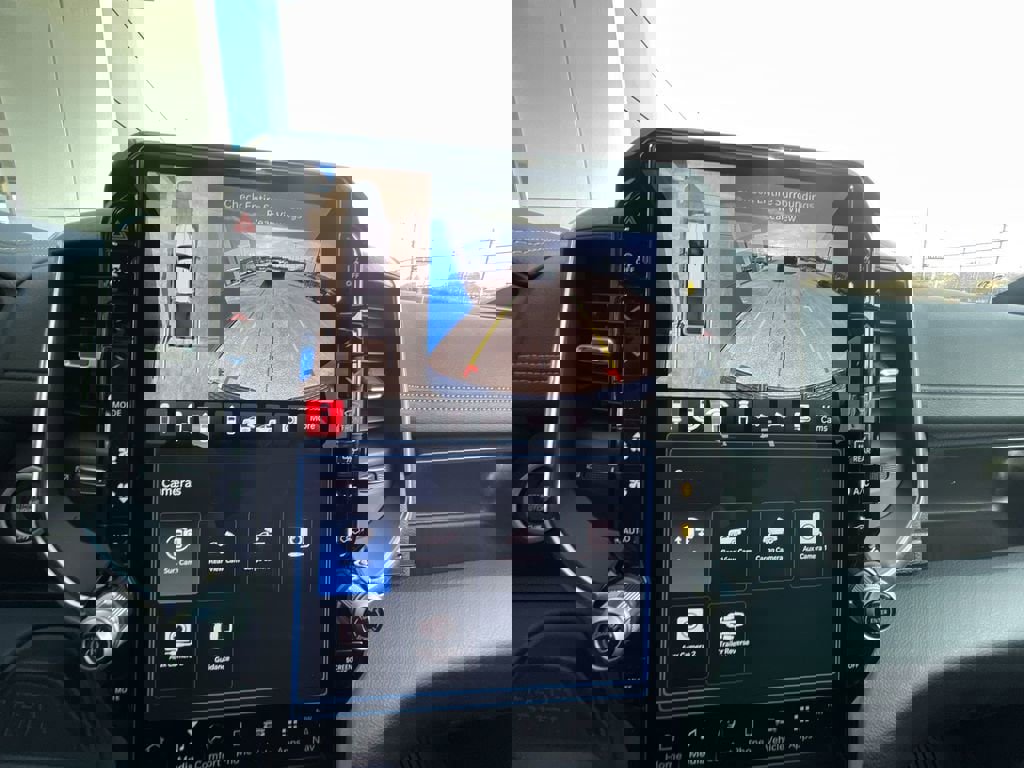 Used 2025 RAM 2500 Laramie image 14