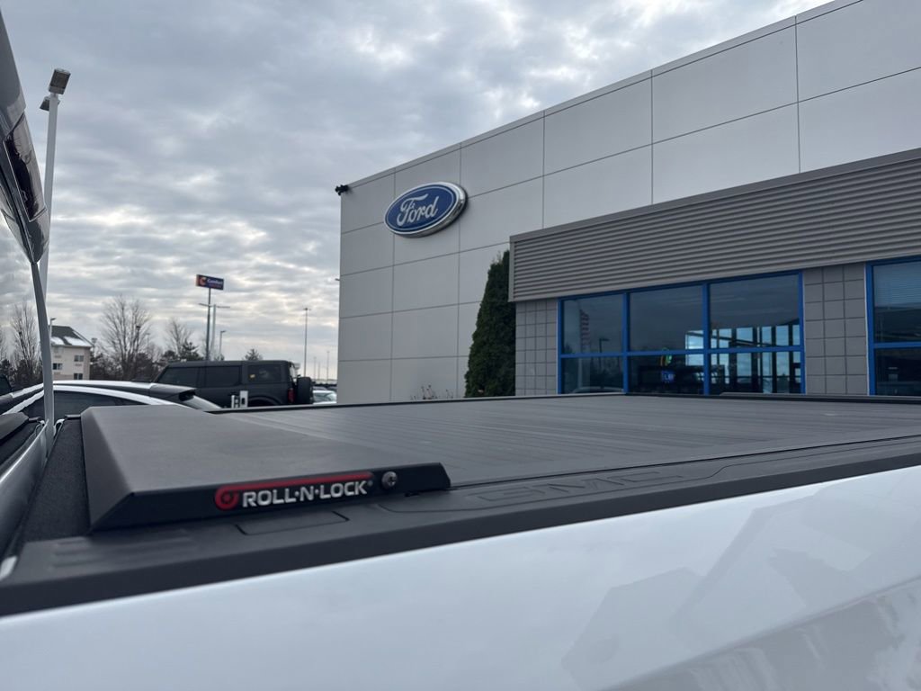 Used 2023 GMC Sierra 1500 Pro w/ Graphite Edition image 19