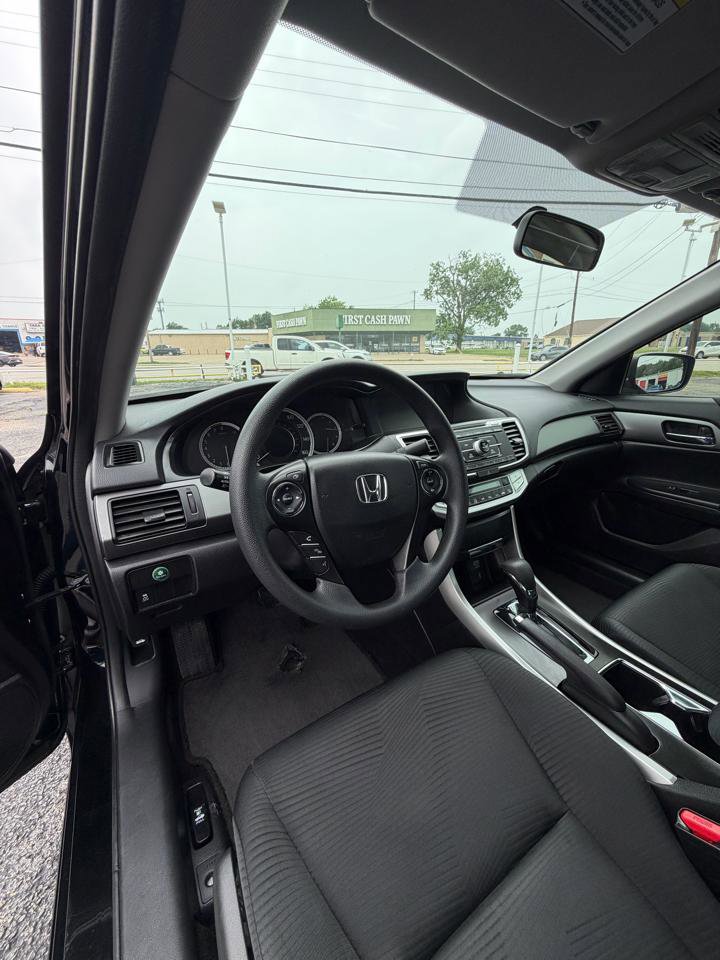 Used 2014 Honda Accord LX image 9