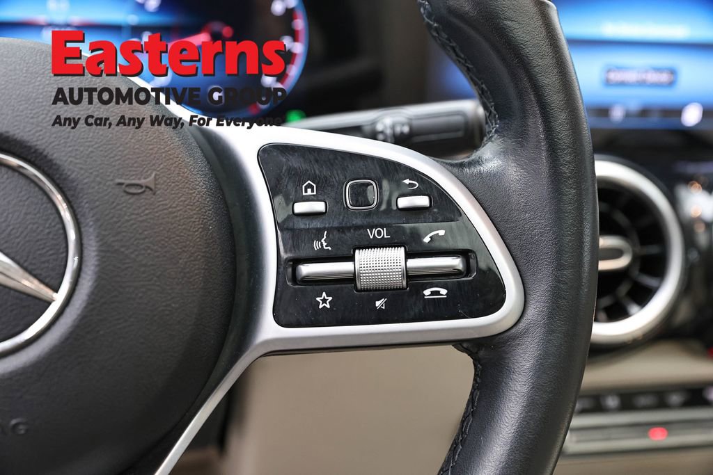 Used 2020 Mercedes-Benz GLB 250 4MATIC image 16