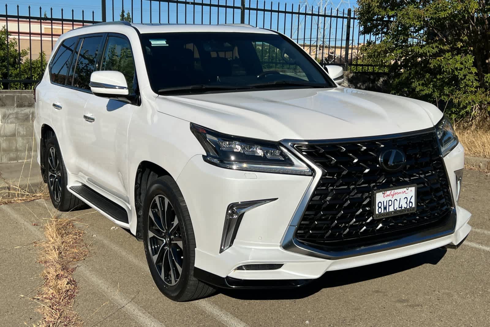 Used 2021 Lexus LX 570 4WD w/ Sport Package image 3
