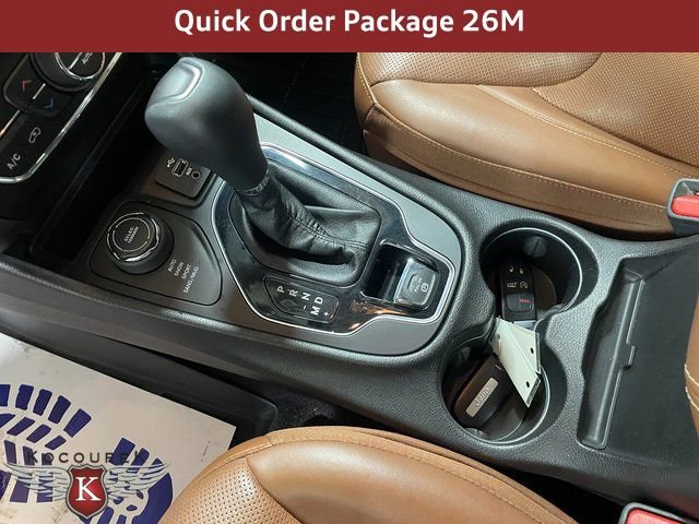 Used 2019 Jeep Cherokee Overland image 18