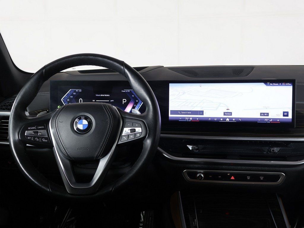 Used 2024 BMW X5 xDrive40i w/ Premium Package image 36