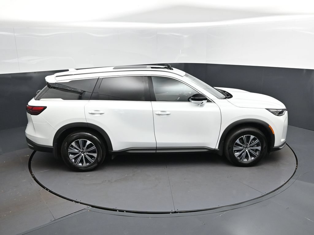 Certified 2026 INFINITI QX60 Pure w/ Cargo Package FWD image 36