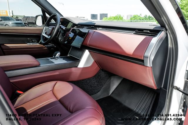 New 2026 Land Rover Range Rover SE AWD/4WD image 12