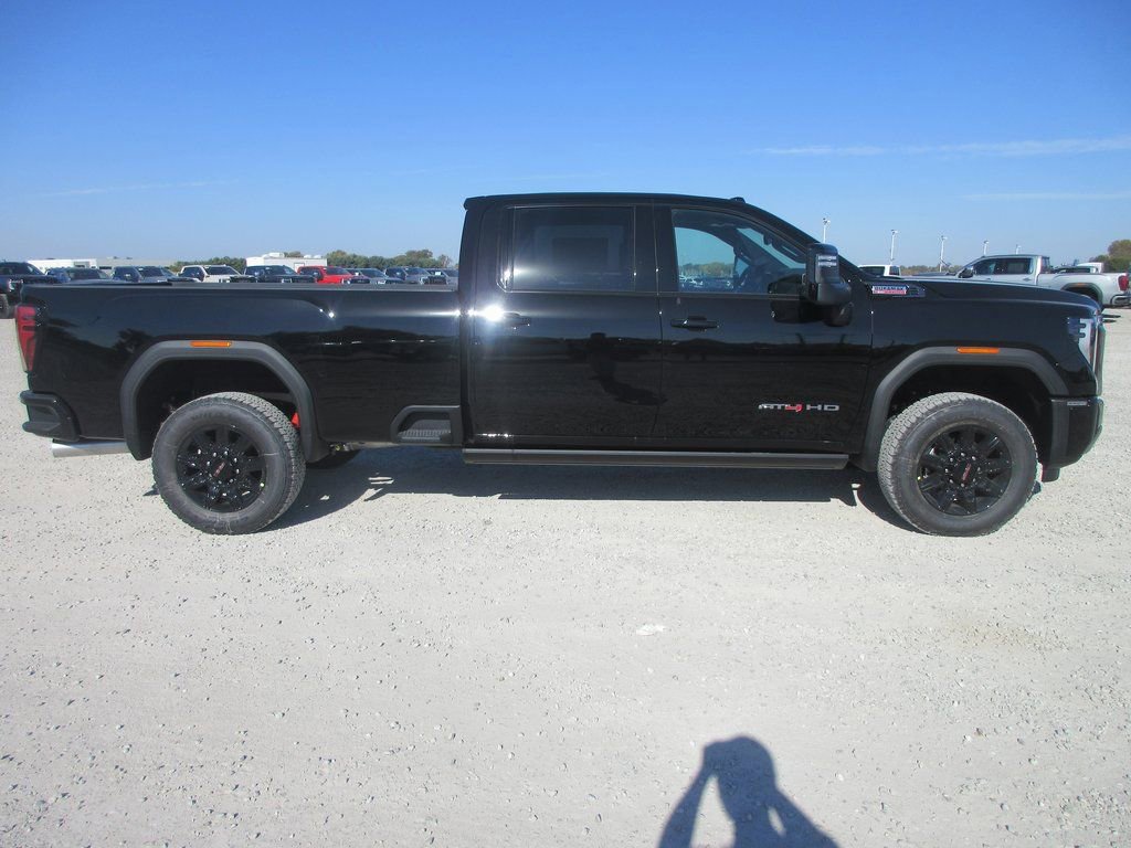 New 2026 GMC Sierra 3500 AT4 w/ AT4 Premium Plus Package AWD/4WD image 3