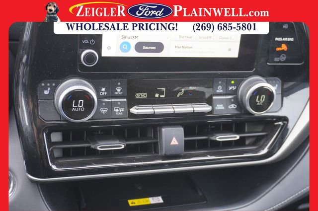 Used 2023 Toyota Highlander XLE image 23