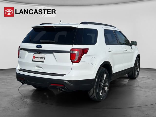 Used 2018 Ford Explorer XLT w/ Equipment Group 202A image 7