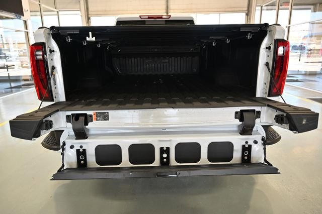 New 2026 GMC Sierra 3500 Denali w/ LPO, Black Badging Package image 10