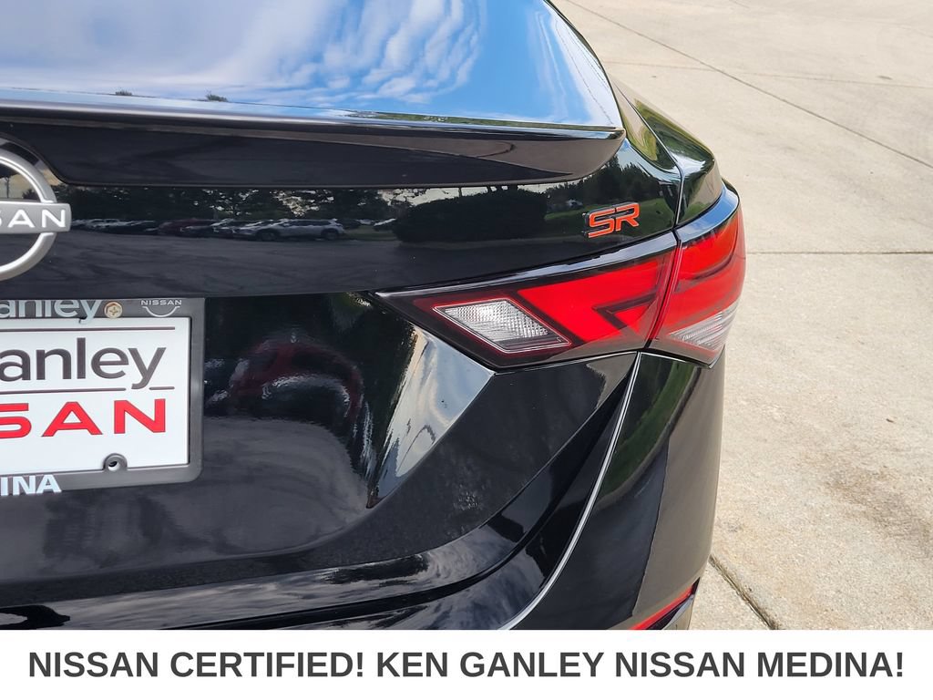 Certified 2025 Nissan Sentra SR FWD image 15