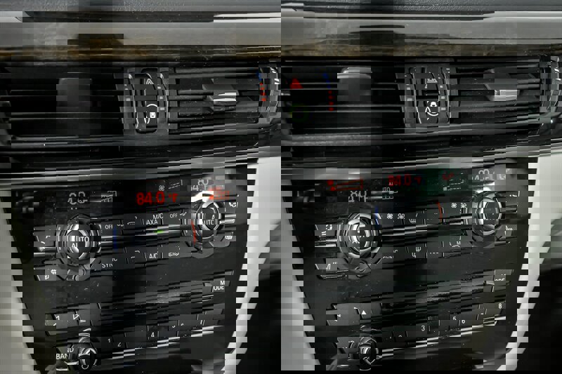 Used 2018 BMW X6 xDrive50i image 32