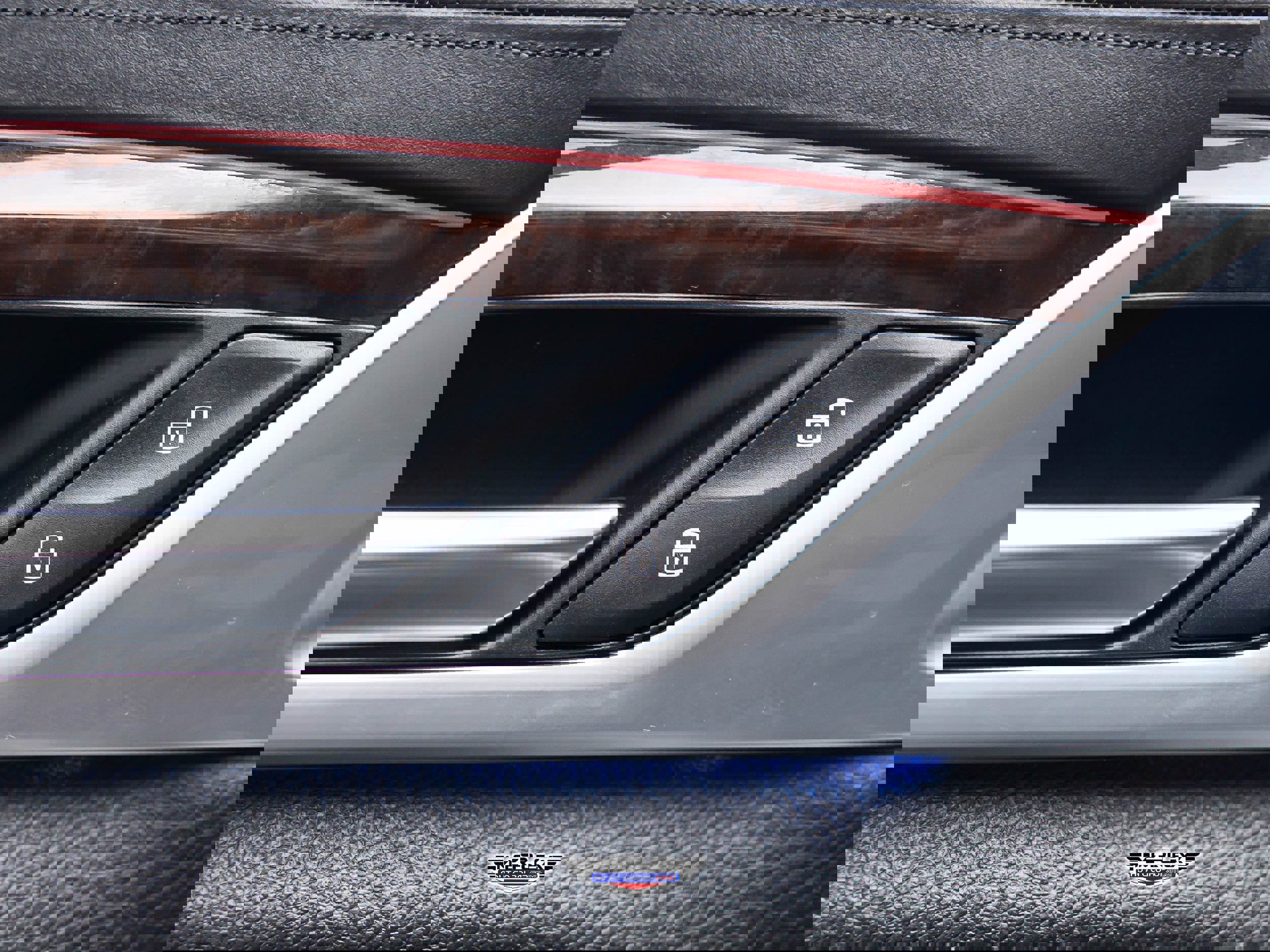 Used 2018 BMW 540i xDrive w/ M Sport Package image 45