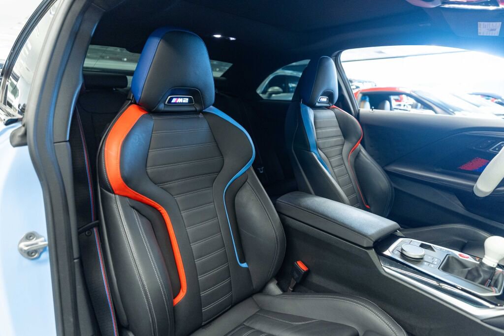 Used 2023 BMW M2 w/ Lighting Package image 11