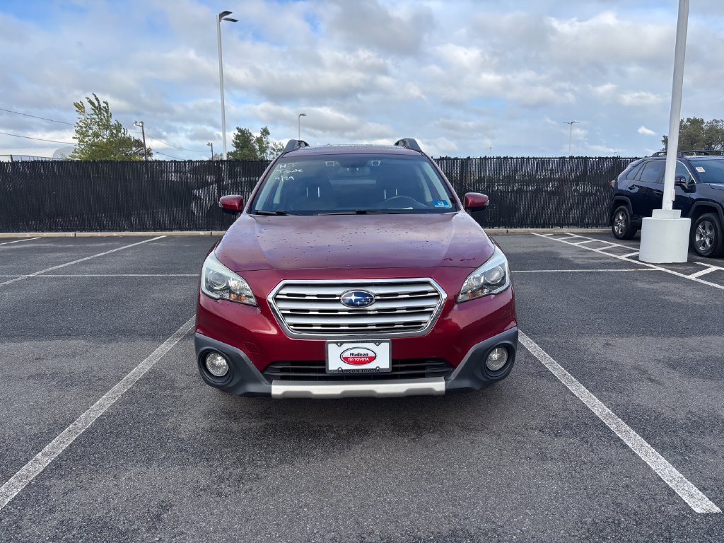 Used 2016 Subaru Outback 2.5i Limited AWD/4WD image 2