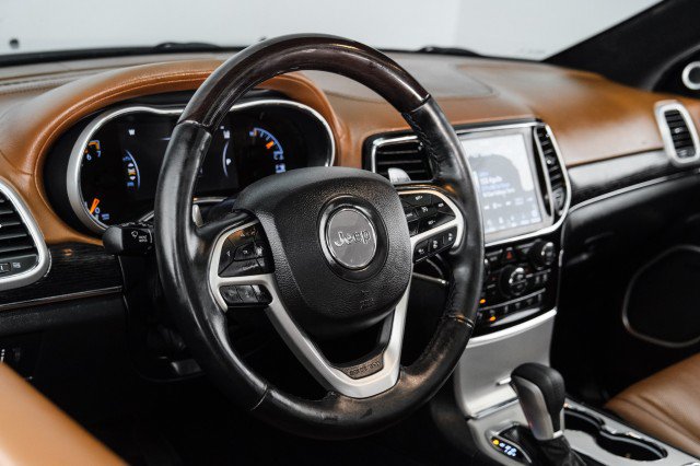 Used 2020 Jeep Grand Cherokee Summit w/ Platinum Series Group AWD/4WD image 12