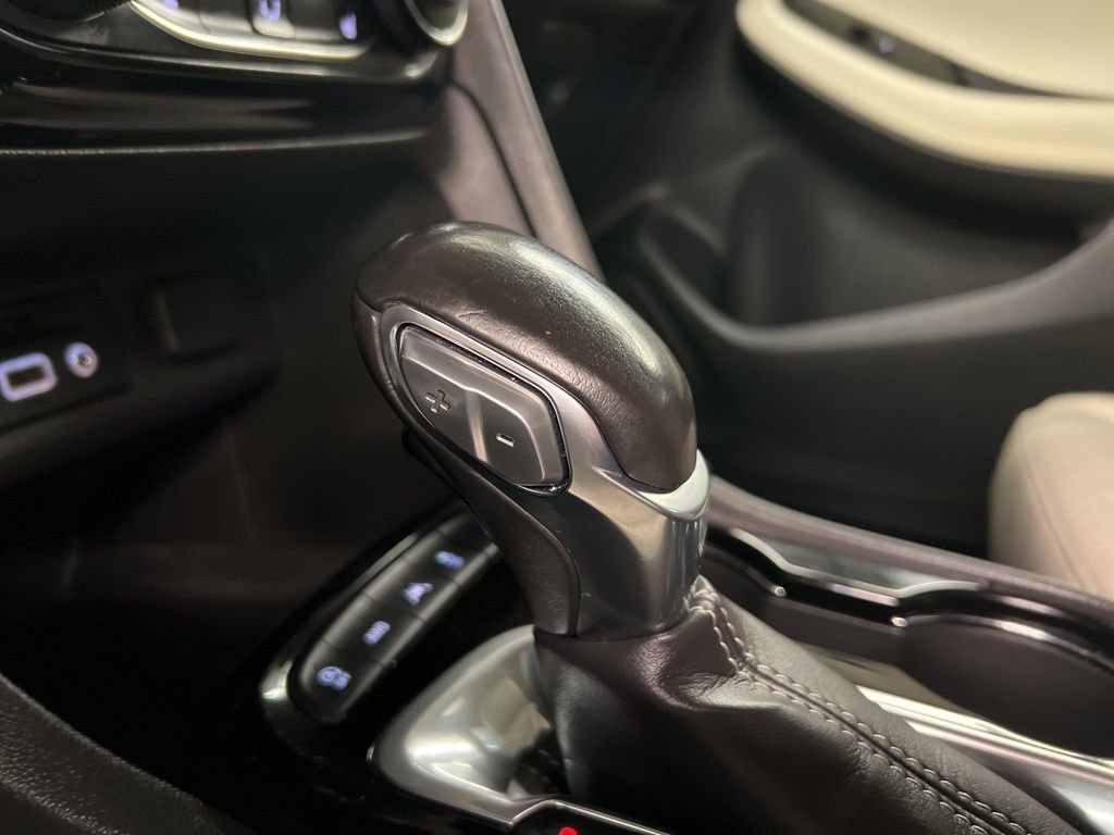 Used 2021 Buick Encore GX Essence w/ Advanced Technology Package image 15