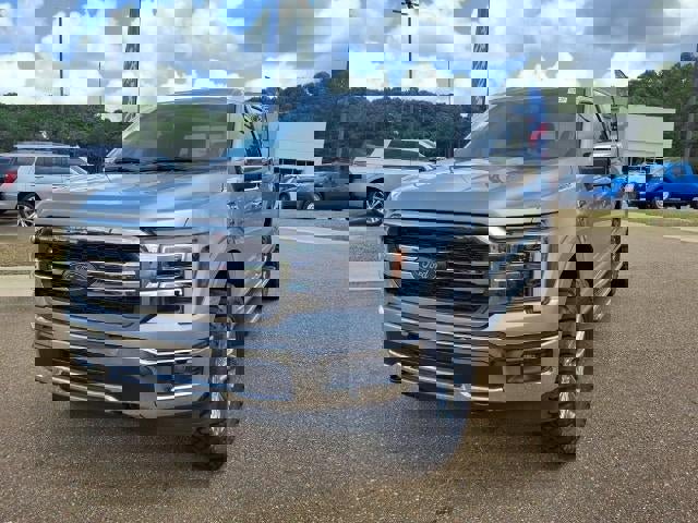 New 2025 Ford F150 Lariat w/ Equipment Group 501A Mid image 8