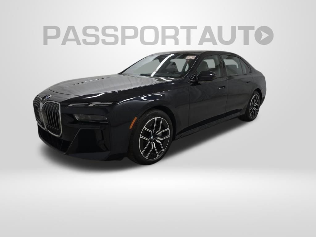 Used 2023 BMW 760i xDrive w/ Parking Assistance Package