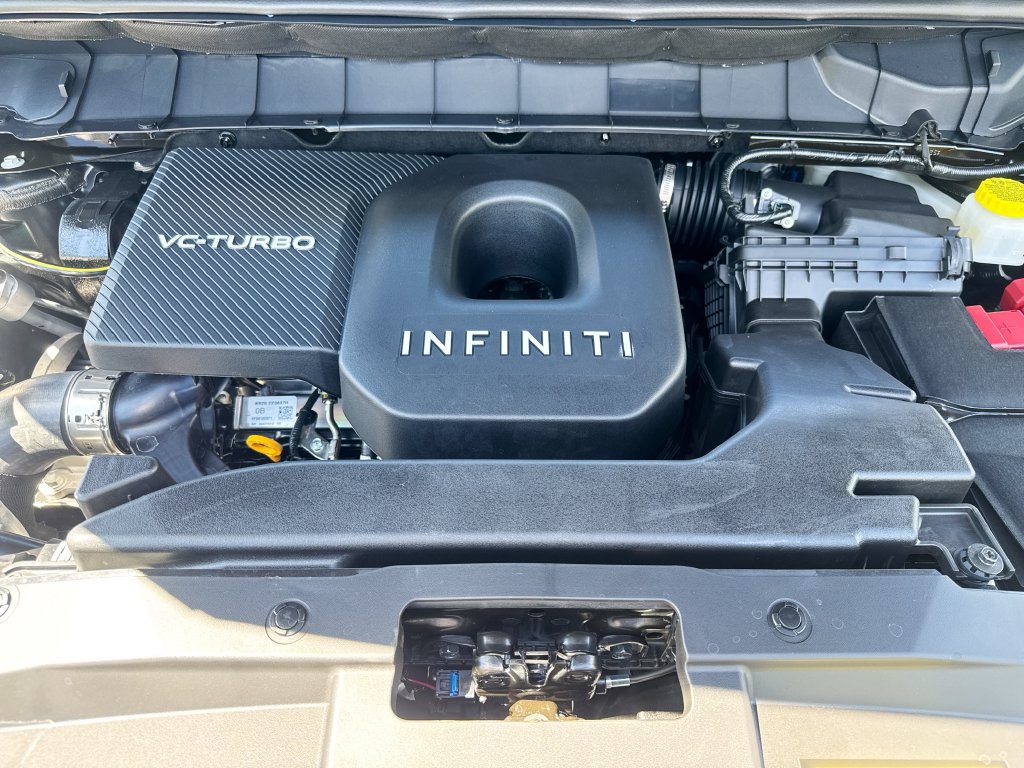 Used 2027 INFINITI QX60 Luxe w/ Cargo Package FWD image 34