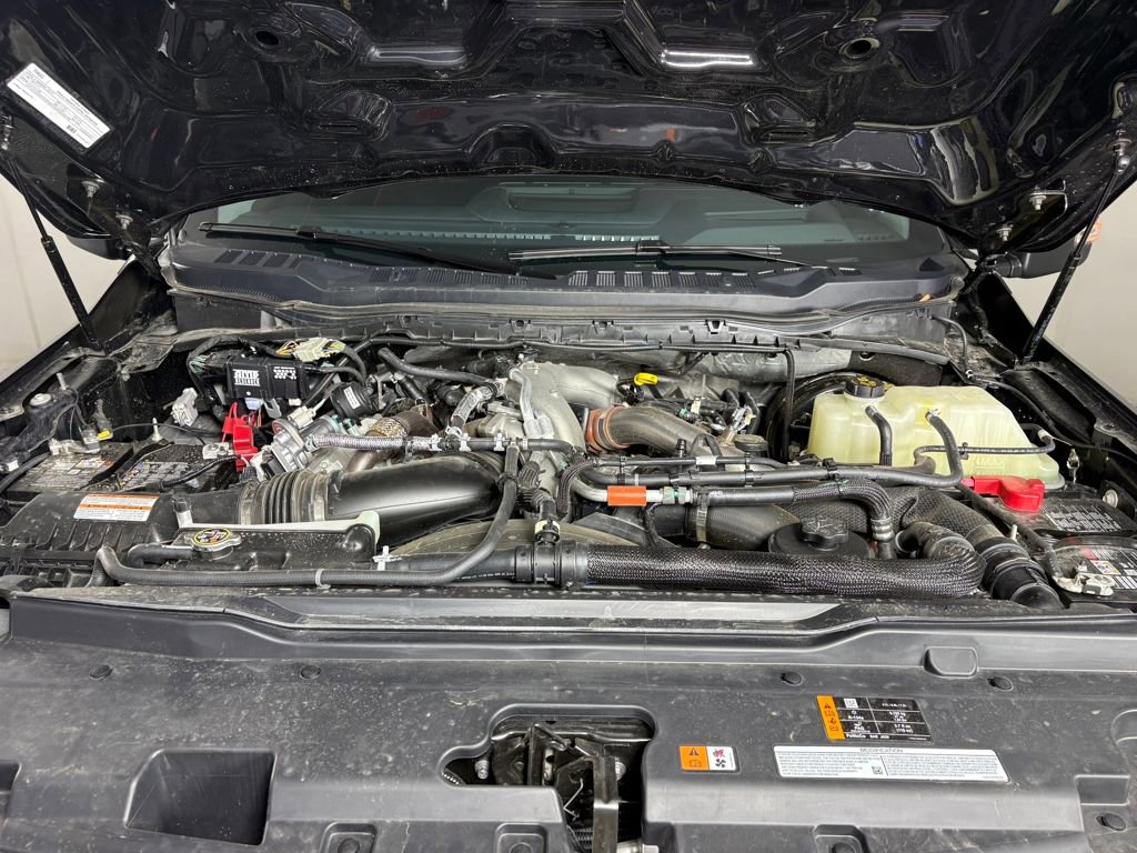 Used 2026 Ford F250 Lariat w/ Black Appearance Package image 9