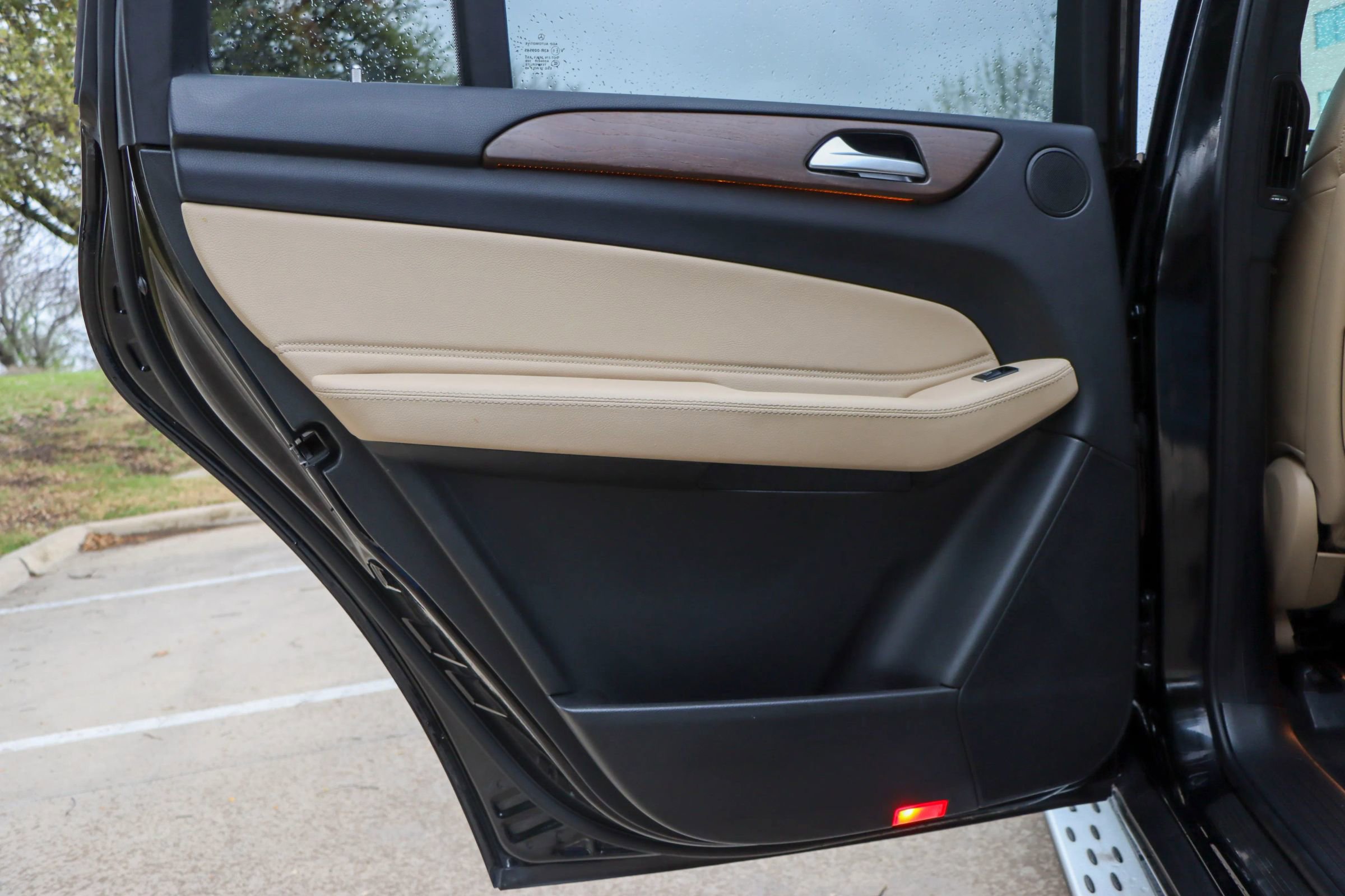 Used 2017 Mercedes-Benz GLS 450 4MATIC image 12