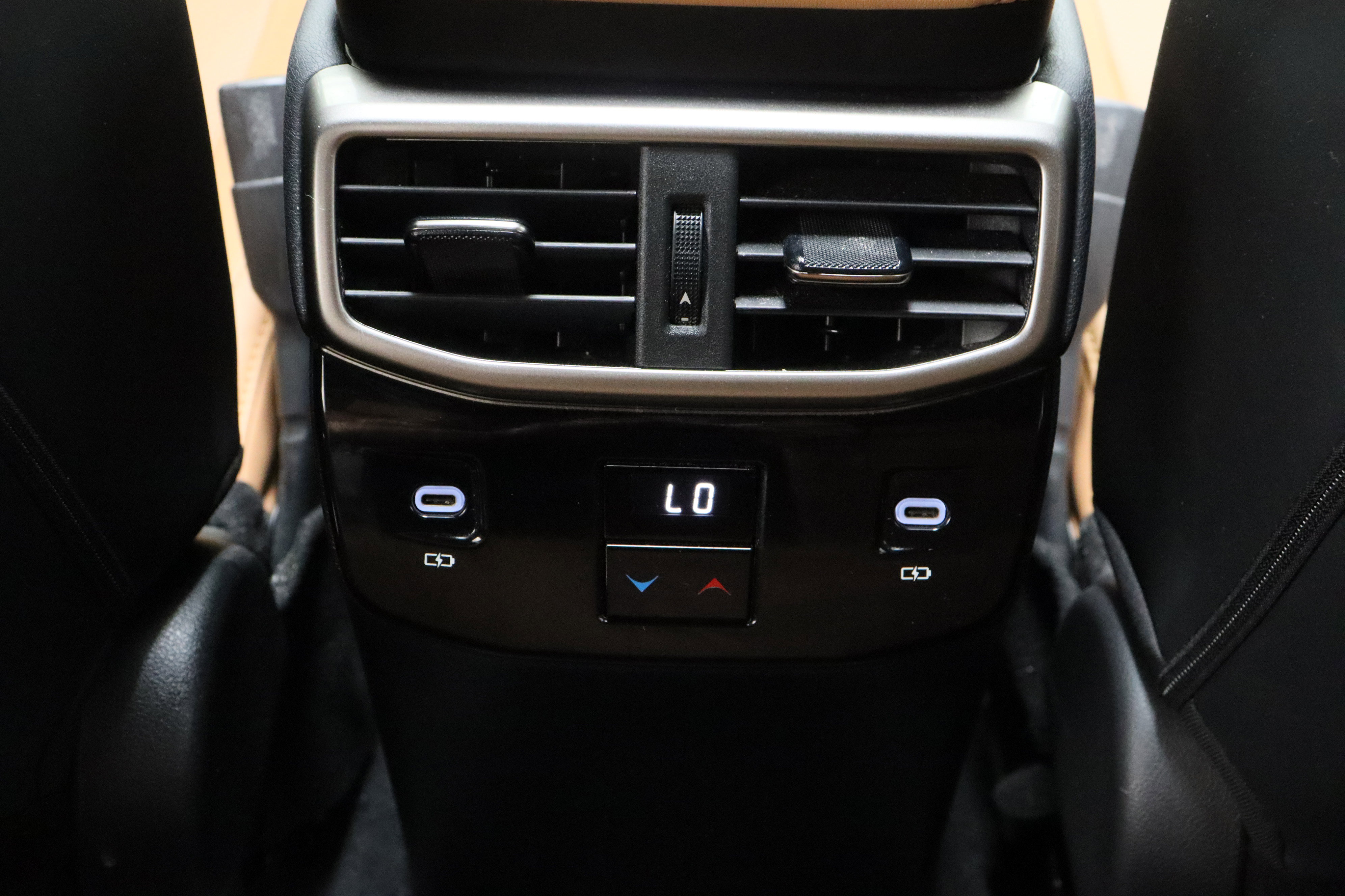 Used 2024 Lexus RX 350h w/ Convenience Package image 30