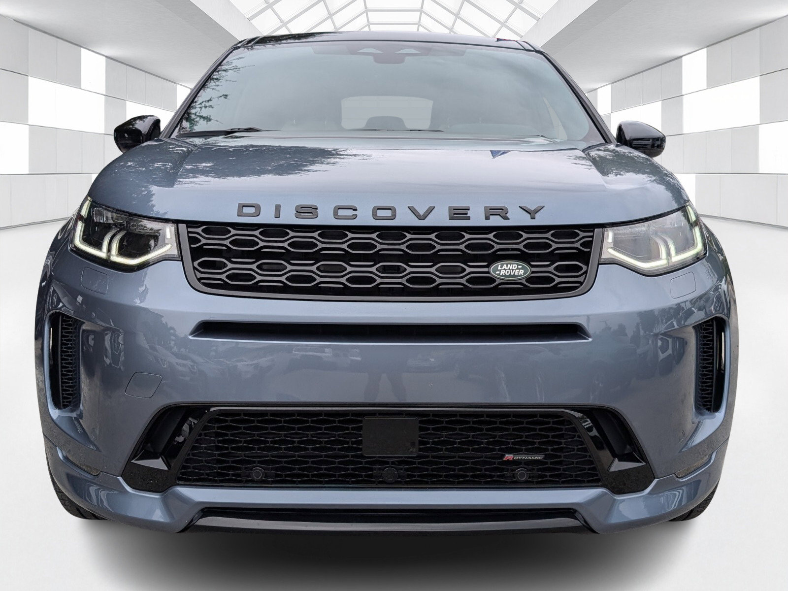 Used 2023 Land Rover Discovery Sport S R-Dynamic image 2