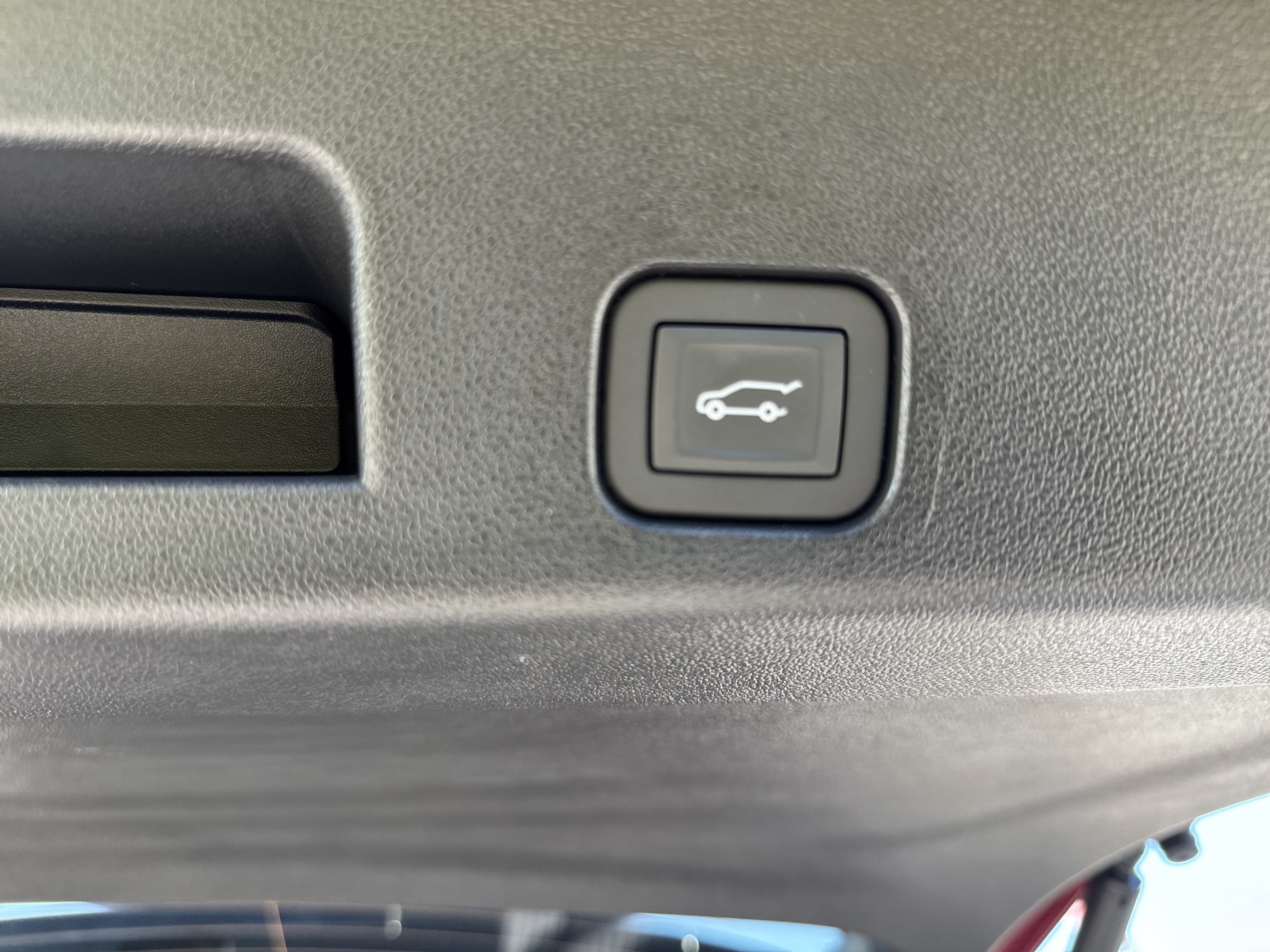 Used 2026 GMC Acadia Elevation w/ Black Edition FWD image 36