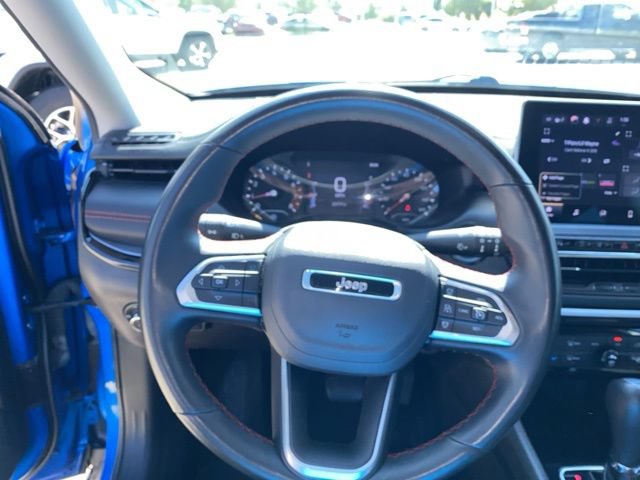 Certified 2022 Jeep Compass Trailhawk w/ Trailhawk Convenience Group AWD/4WD image 16