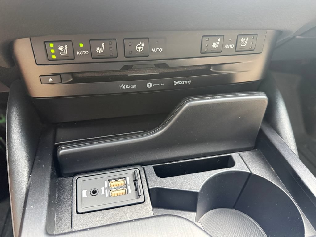 Used 2020 Lexus ES 350 w/ Premium Package FWD image 27