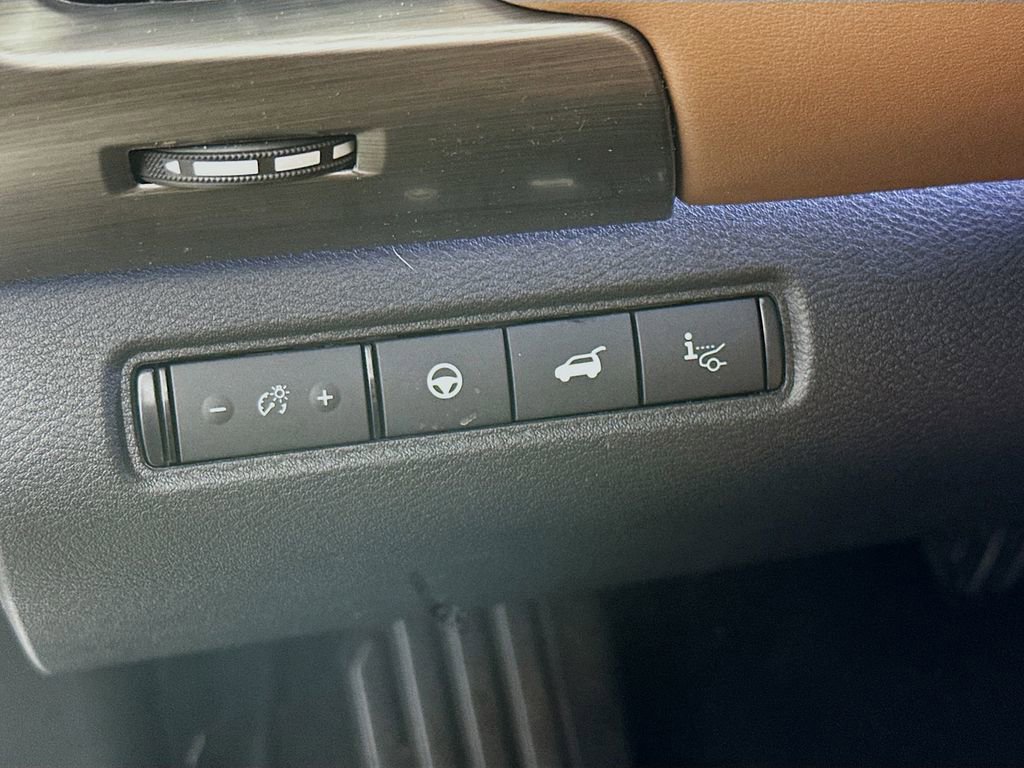 New 2025 Nissan Pathfinder Platinum image 15