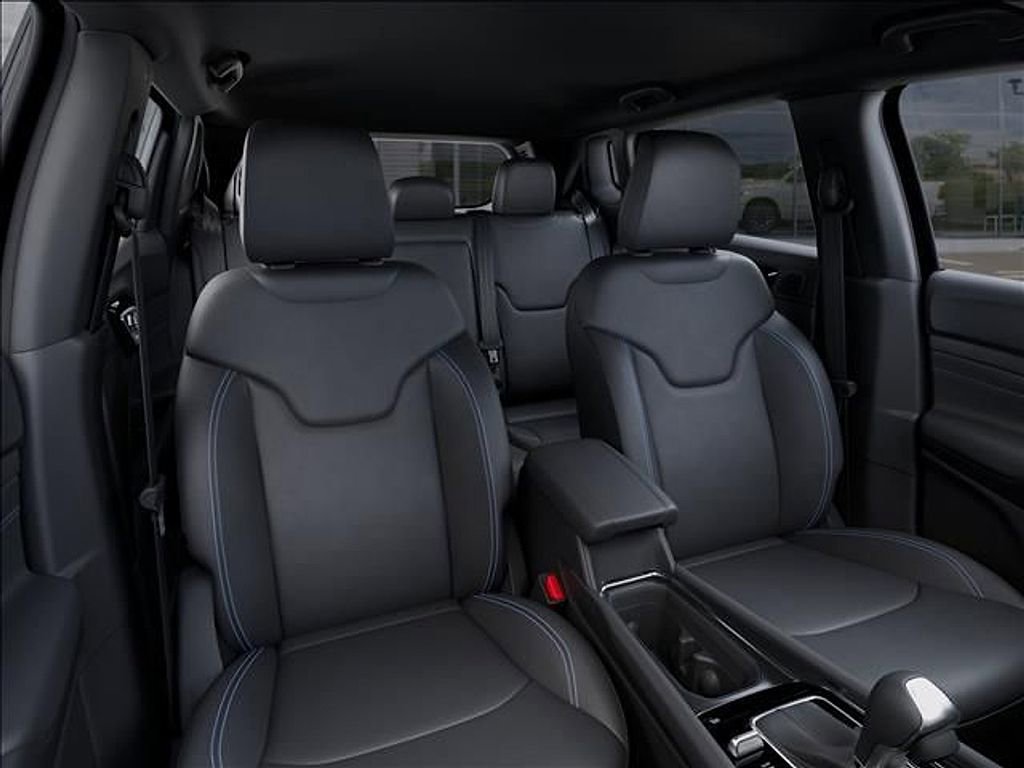 New 2026 Jeep Compass Limited AWD/4WD image 16