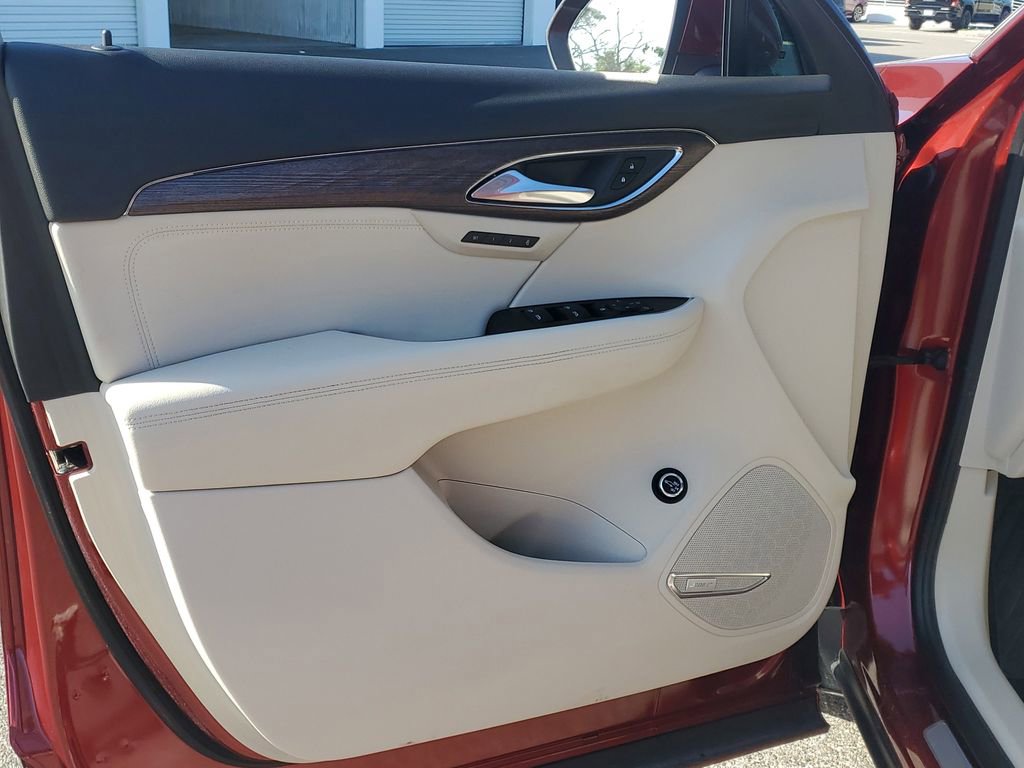 Used 2023 Buick Envision Avenir AWD/4WD image 21