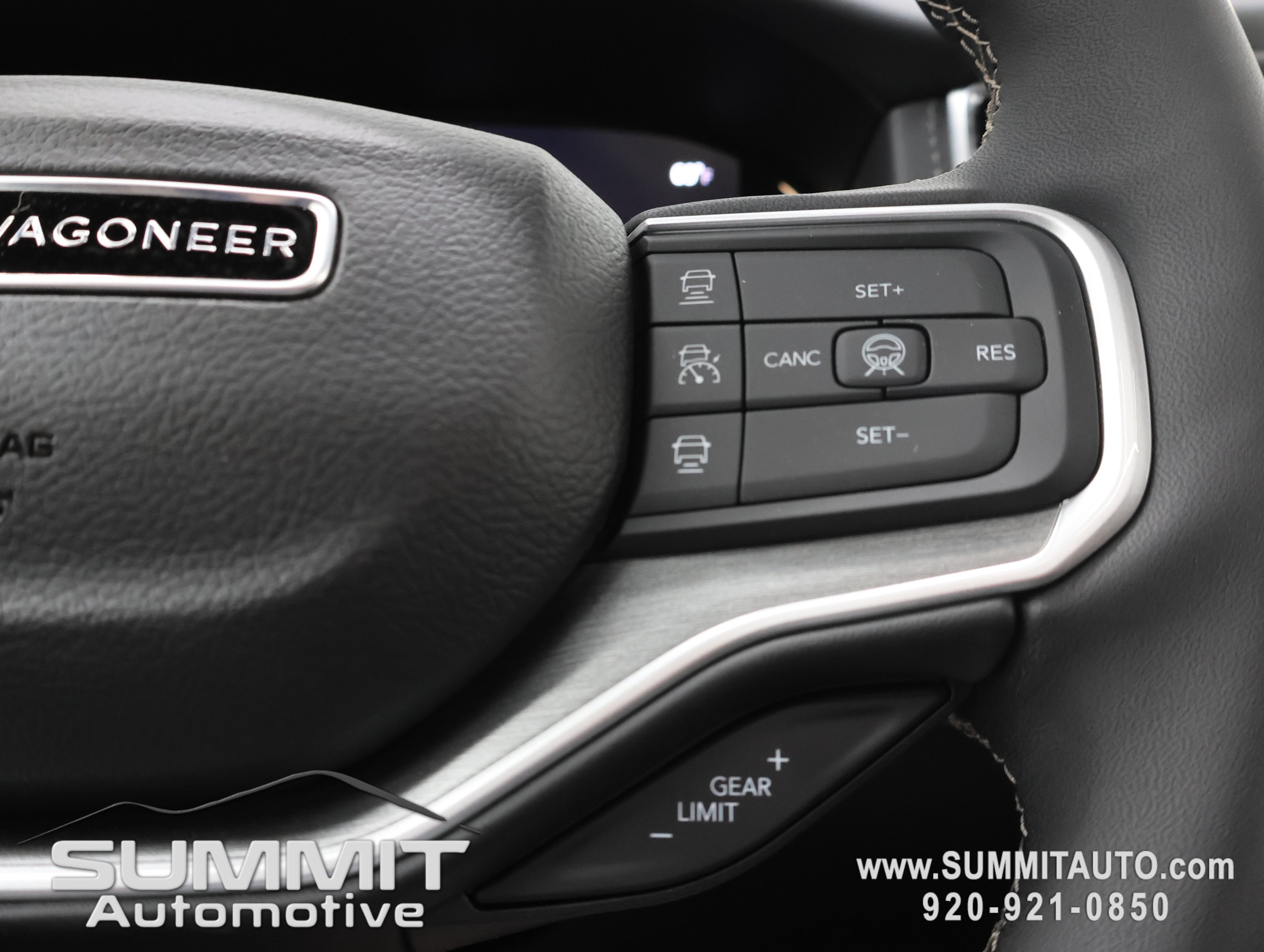 New 2026 Jeep Grand Wagoneer L Limited AWD/4WD image 13