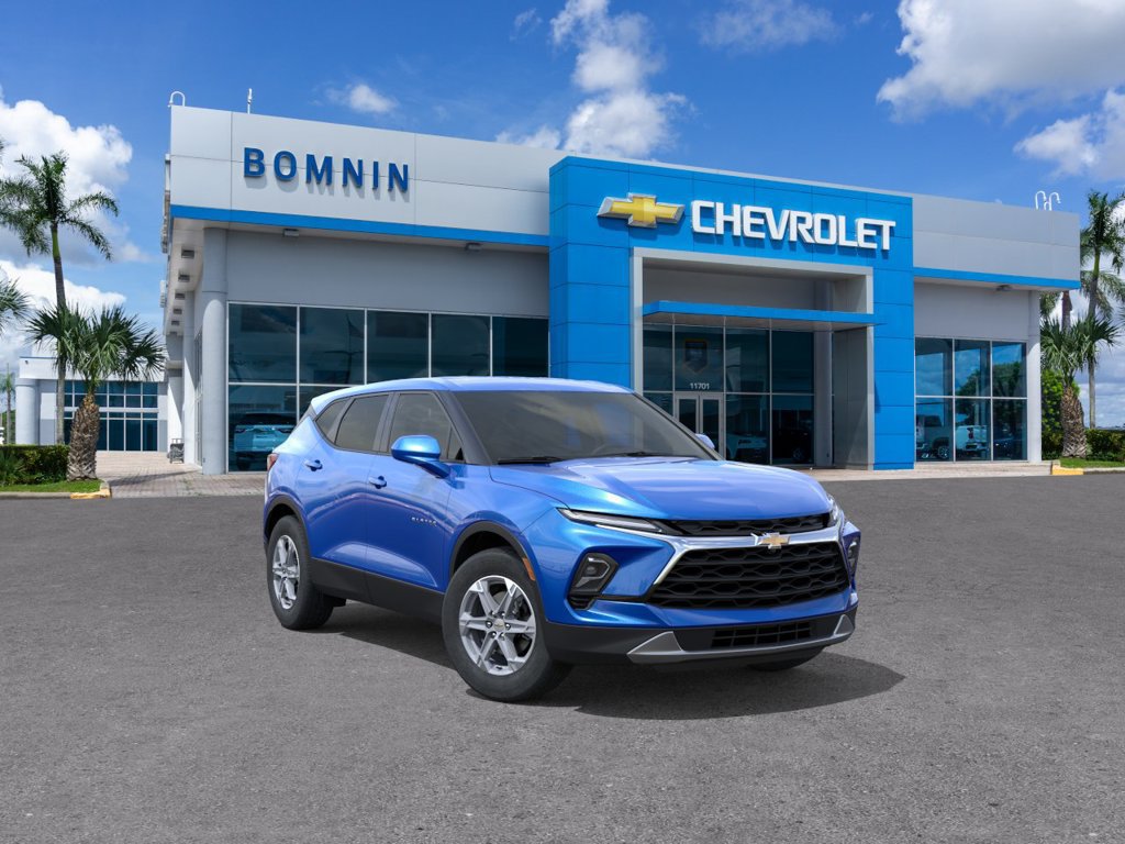 New 2026 Chevrolet Blazer LT FWD image 2