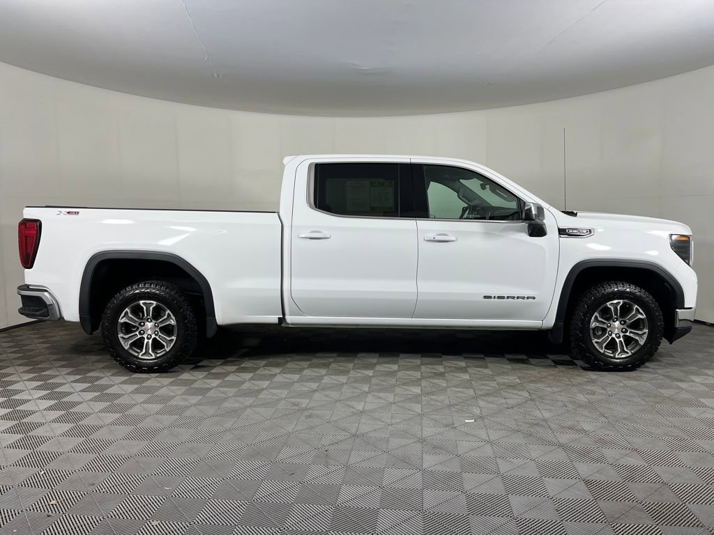Used 2024 GMC Sierra 1500 SLE w/ X31 Off-Road Package image 5