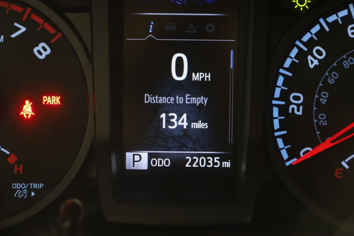 Used 2023 Toyota Tacoma SR AWD/4WD image 30