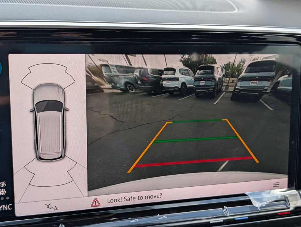 New 2026 Volkswagen Atlas SE image 13