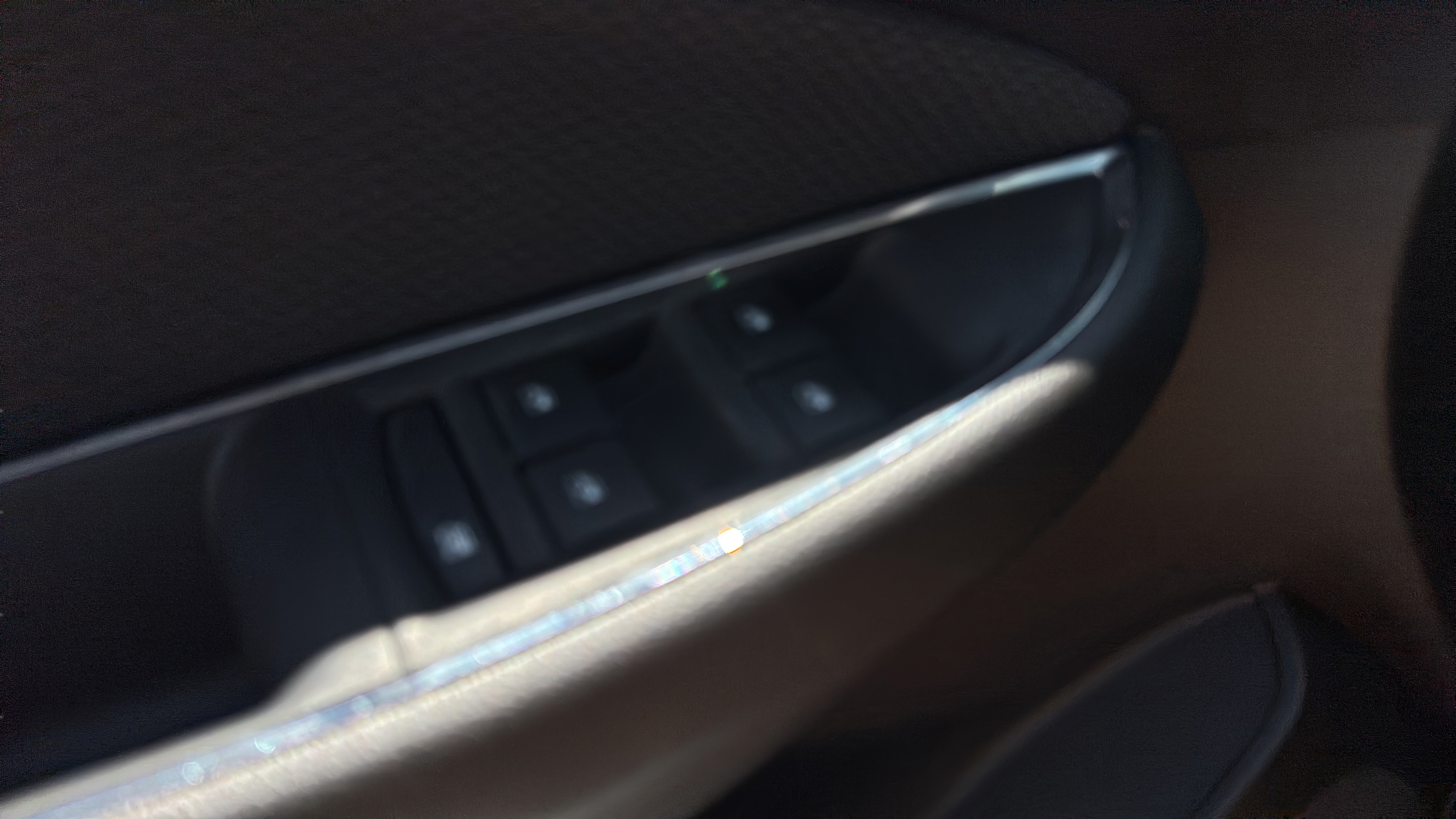 Used 2019 Chevrolet Cruze LT w/ Convenience Package FWD image 19