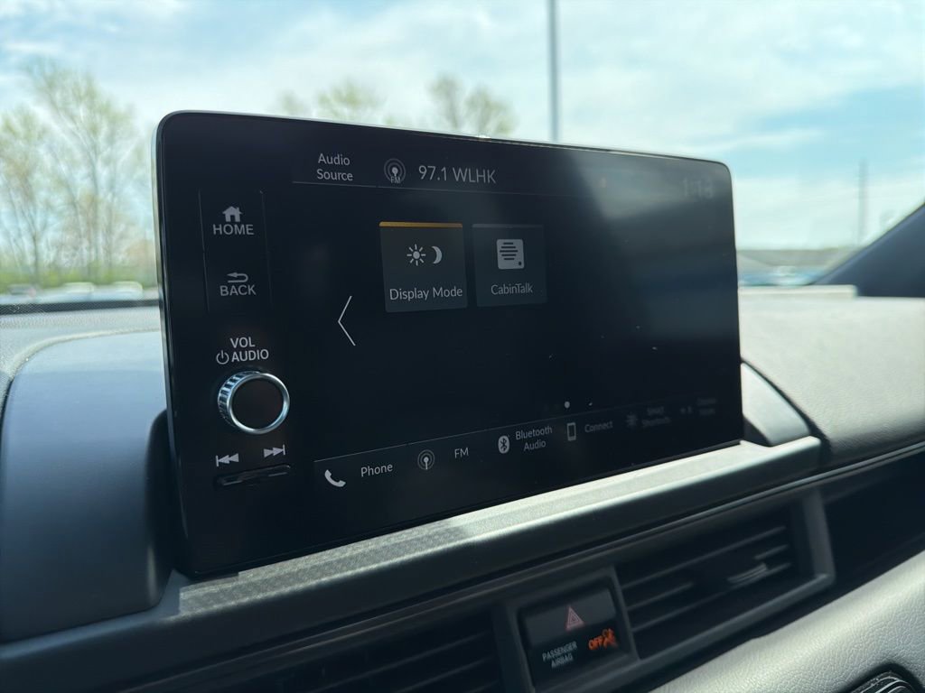 Used 2023 Honda Pilot TrailSport image 34