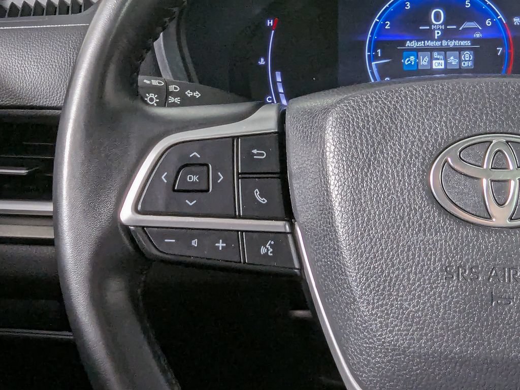 Used 2025 Toyota Grand Highlander AWD image 33