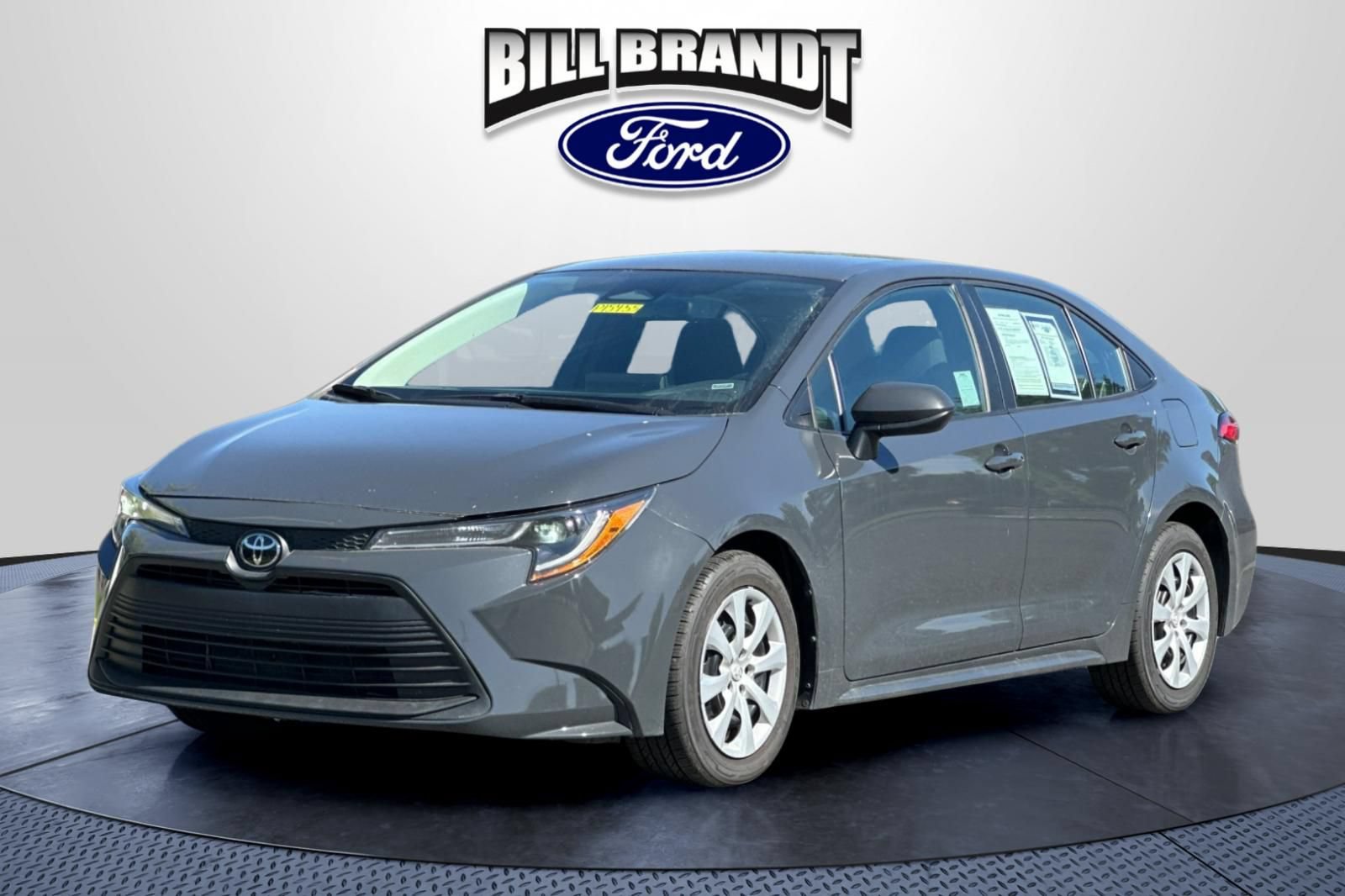Used 2024 Toyota Corolla LE FWD image 7