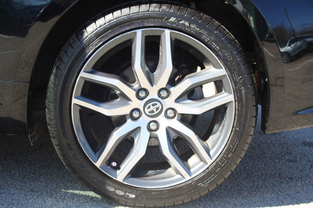 Used 2015 Scion tC image 26