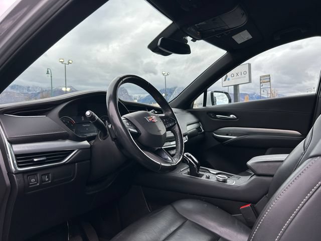Used 2022 Cadillac XT4 Premium Luxury w/ Safety Alert Package AWD/4WD image 23