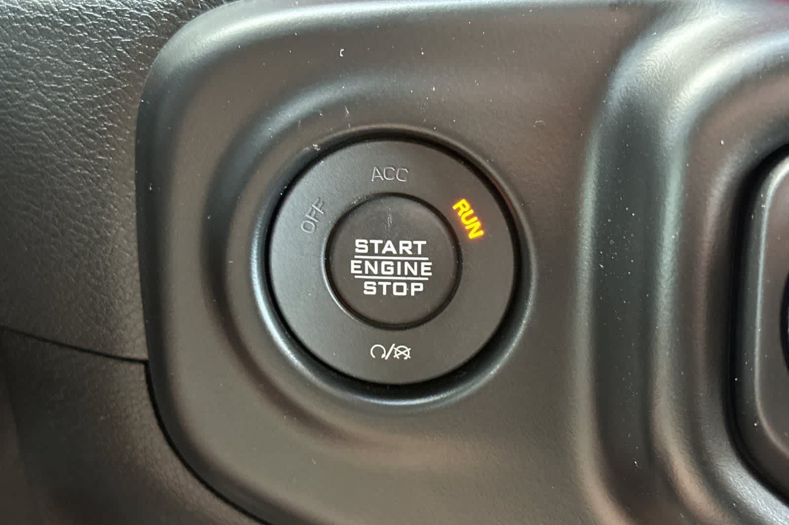 Used 2021 Jeep Gladiator Rubicon AWD/4WD image 24