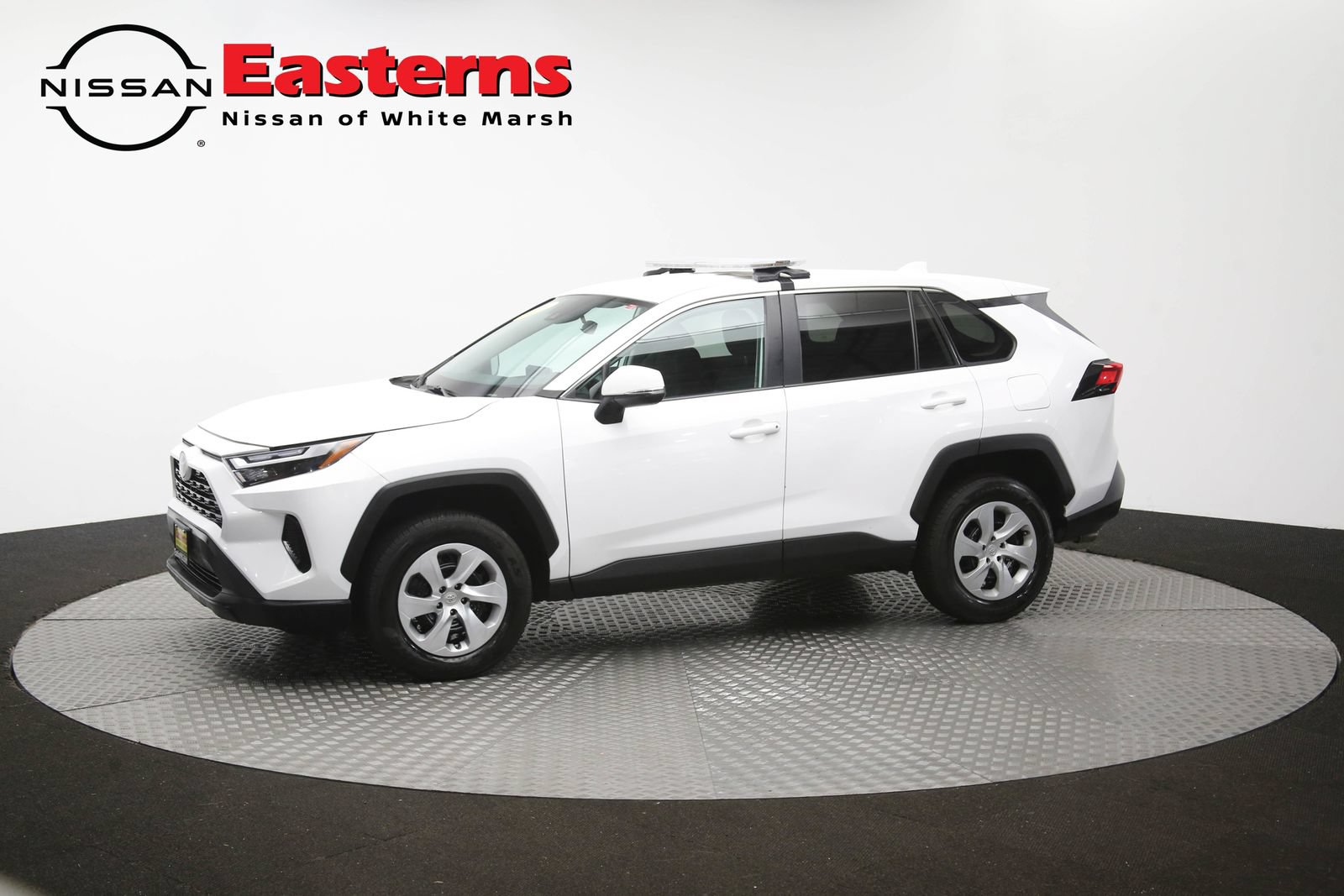 Used 2023 Toyota RAV4 LE AWD/4WD image 57