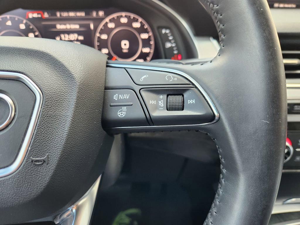 Used 2018 Audi Q7 2.0T Premium Plus image 30